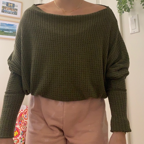 Green free people off the shoulder sweater - Picture 5 of 7